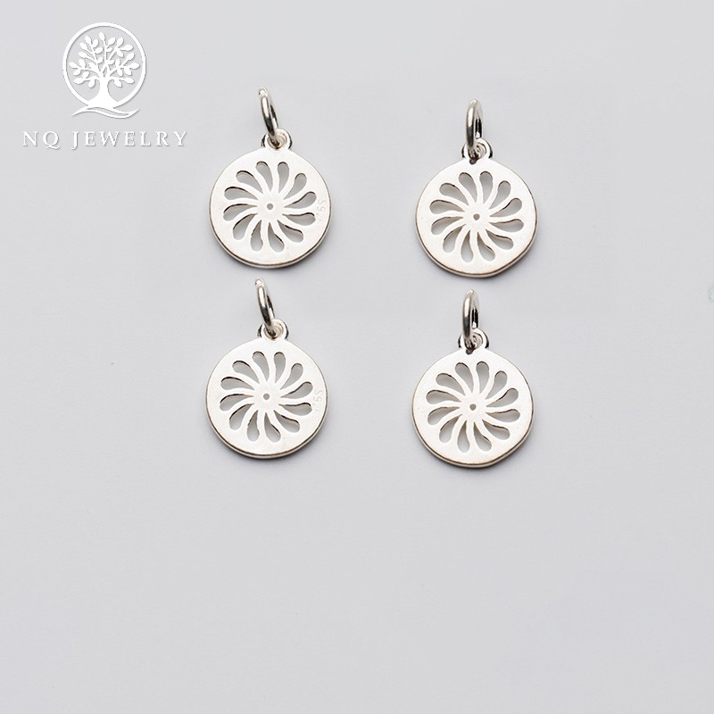 Charm bạc hình tròn họa tiết xoắn treo - NQ Jewelry