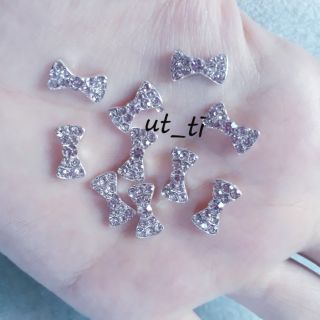 Nơ dẹp bạc đá trang trí móng nailmã 69