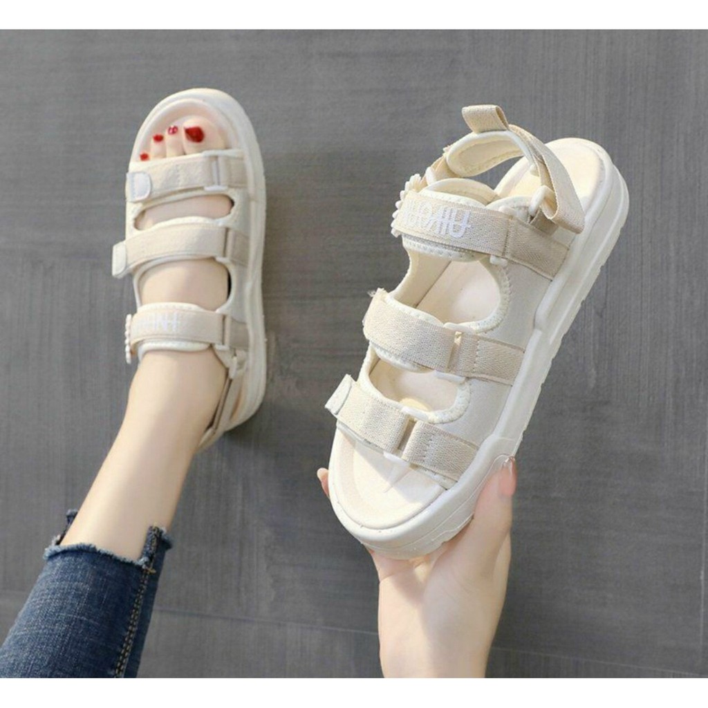 GIÀY SANDAL NỮ BA QUAI HOA CÚC NỔI SIÊU XINH