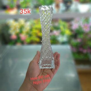 BÌNH THỦY TINH CẮM HOA