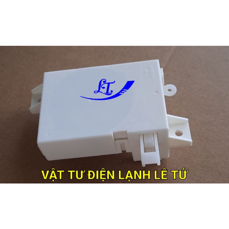 Công tắc  máy giặt TOSHIBA 4 dây Model : A800-A820-E920
