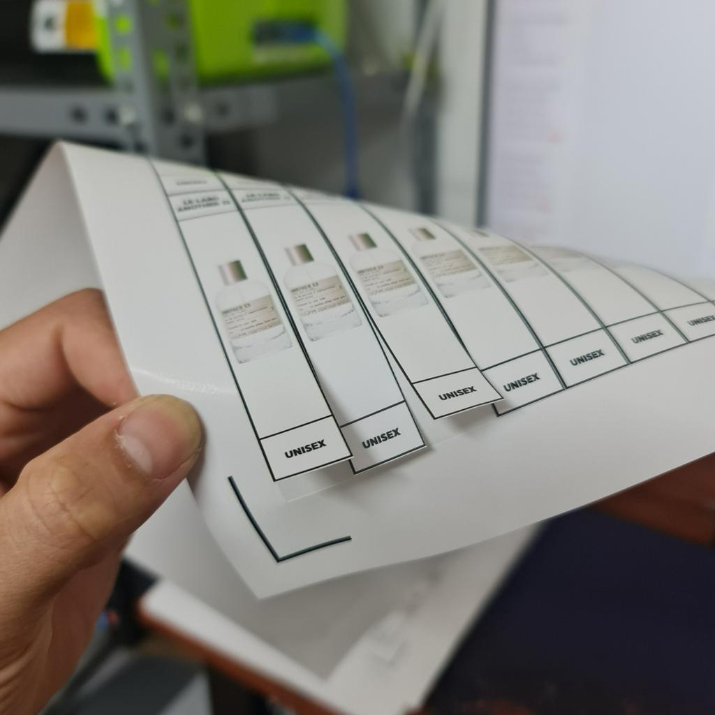 Tem Charme chiết 10ml, 5ml - Đã cắt sẵn - Dán chai chiết nước hoa - Siêu dính, bền màu không phai