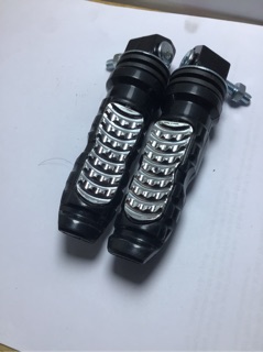 gác chân sau xe máy biker rẻ