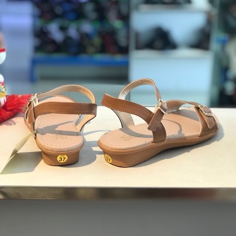 Sandal nữ BlTIS ❤️FREESHIP❤️ Dép quai hậu nữ quai ngang gắn khuy DRW013800