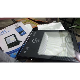 ĐÈN PHA  LED 200W IP66, CHỐNG NƯỚC, LED SÁNG TRẮNG