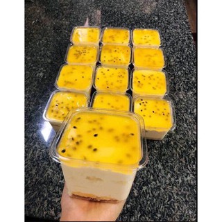 Hộp nhựa vuông B10-8 (100 cái)