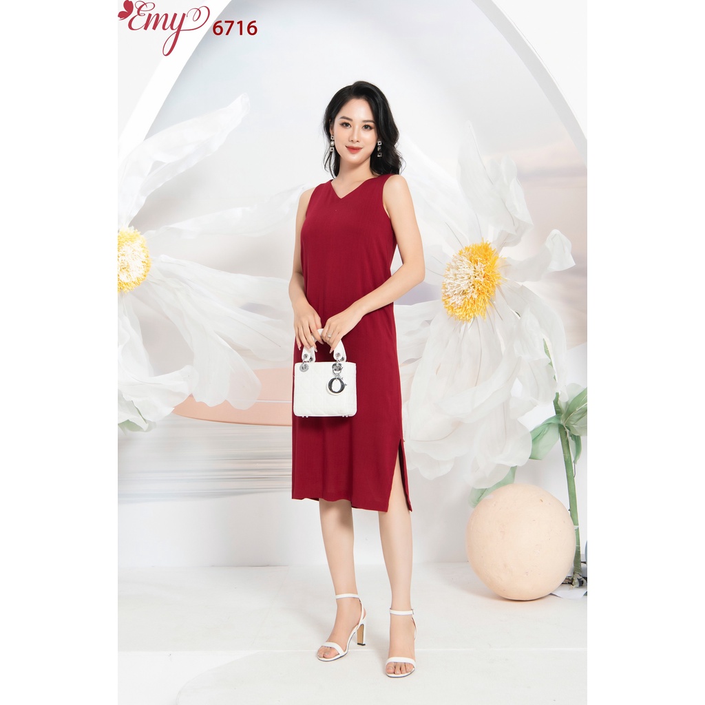Đầm EMY EM6716 Suông Đỏ Cổ Tim Lưng Cách Điệu