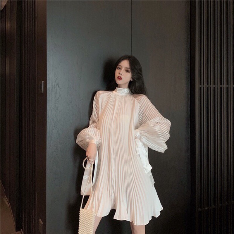 Đầm xếp li beautiful in white