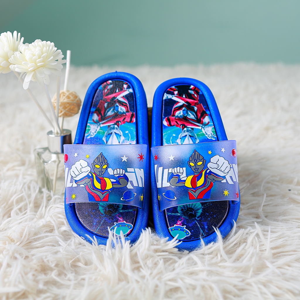 Dép Cho Bé Hình Siêu Nhân Và Công Chúa-Kitty