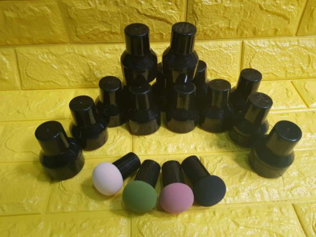 Bông mút trang điểm