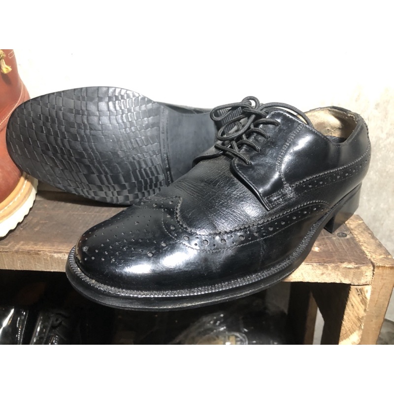 Giày công sở wingtips