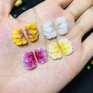 Hoa bột nail gắn móng chân