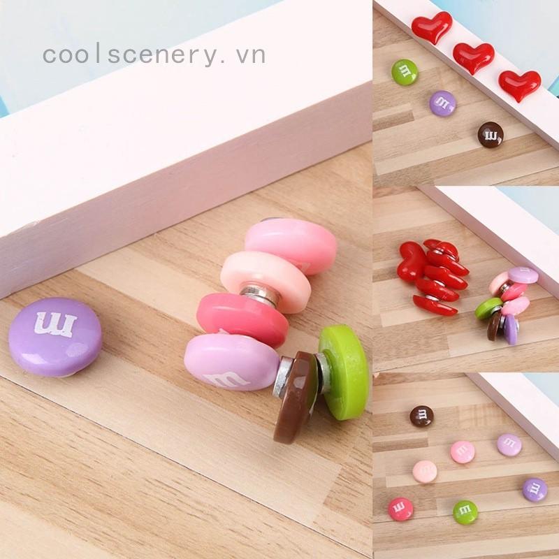 Set miếng dán nam châm trang trí tiện lợi