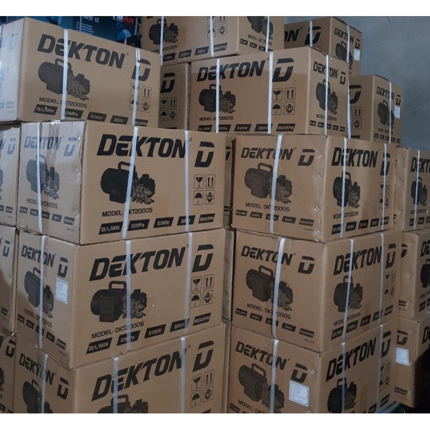 Máy rửa xe Dekton DK2000S 2000W - Tặng Bình Bọt 1 Lít