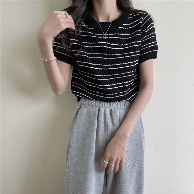 Áo Len Nữ Tay Ngắn Kẻ Sọc Ngang Thời Trang Trẻ Trung