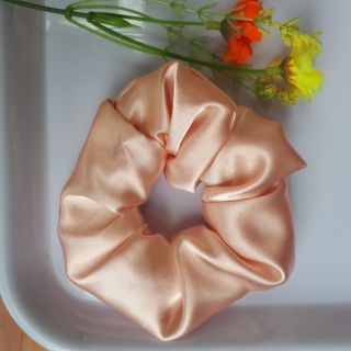 Khách sỉ - Cột tóc vải Scrunchies lụa tơ cao cấp ( y hình)