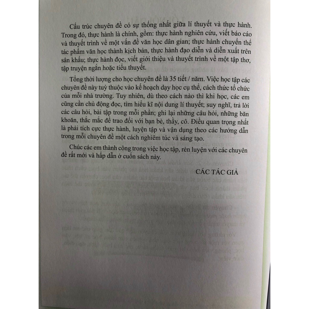 Sách - Chuyên đề học tập Ngữ văn 10 - Cánh Diều