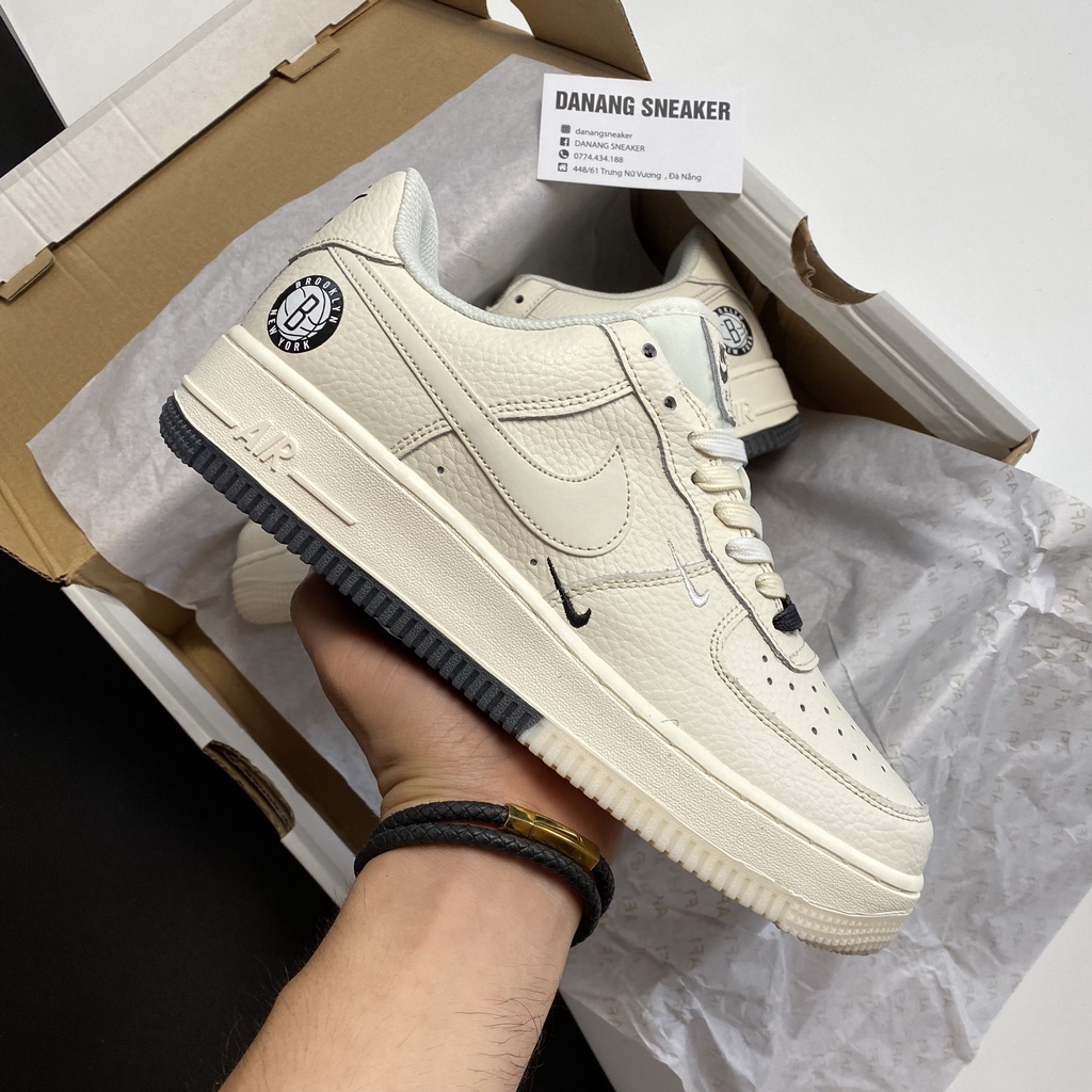 Giày Air Force 1 Low "Brooklyn" Sail Black (Af1 đế 2 màu) - DANANG SNEAKER | Phiên bản 1:1 chuẩn.