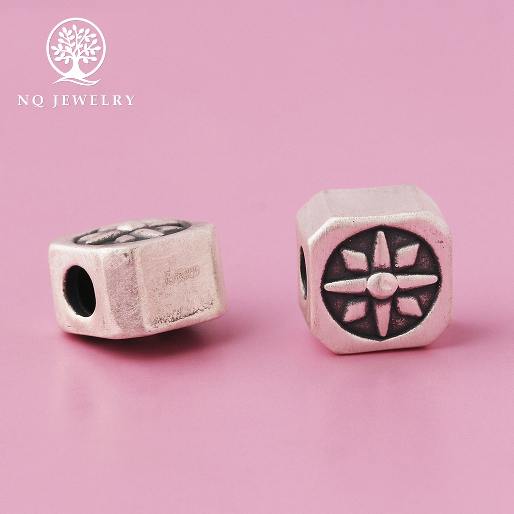 Charm bạc vuông họa tiết - NQ Jewelry