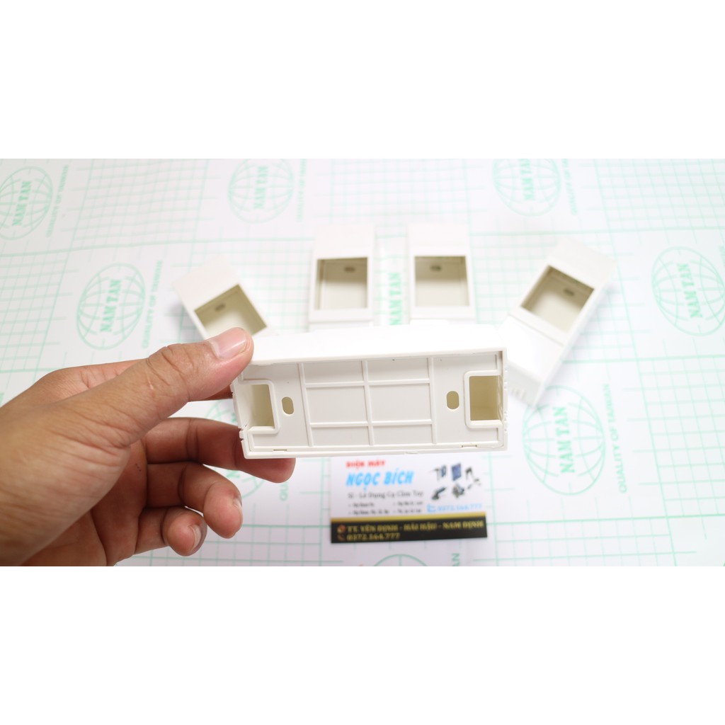 [RẺ VÔ ĐỊCH]     Vỏ ATTOMAT cv-2