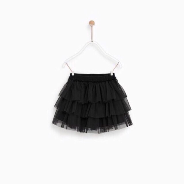 Chân váy ren 3 tầng zara
