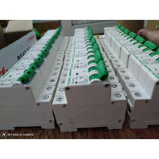 Aptomat 2 Pha -C20 A - Giá 1 Cái