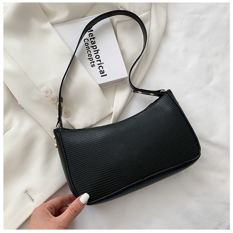 Túi đeo vai, túi kẹp nách nữ vân ngang thời trang giá rẻ BAG U KVT95