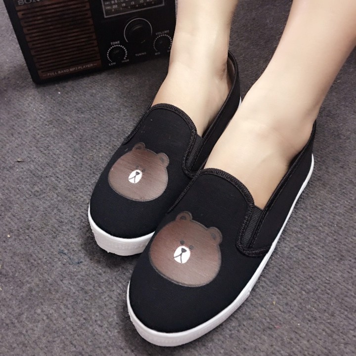 Giày slip on gấu đen Koin VV180