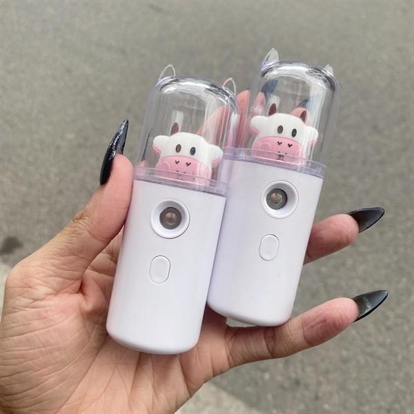 💖 Máy Phun Sương Mini Cầm Tay Giúp Làm Mát Và Dưỡng Ẩm Cho Da Hình Chú Bò Sữa Siêu Đáng Yêu 💖 | BigBuy360 - bigbuy360.vn