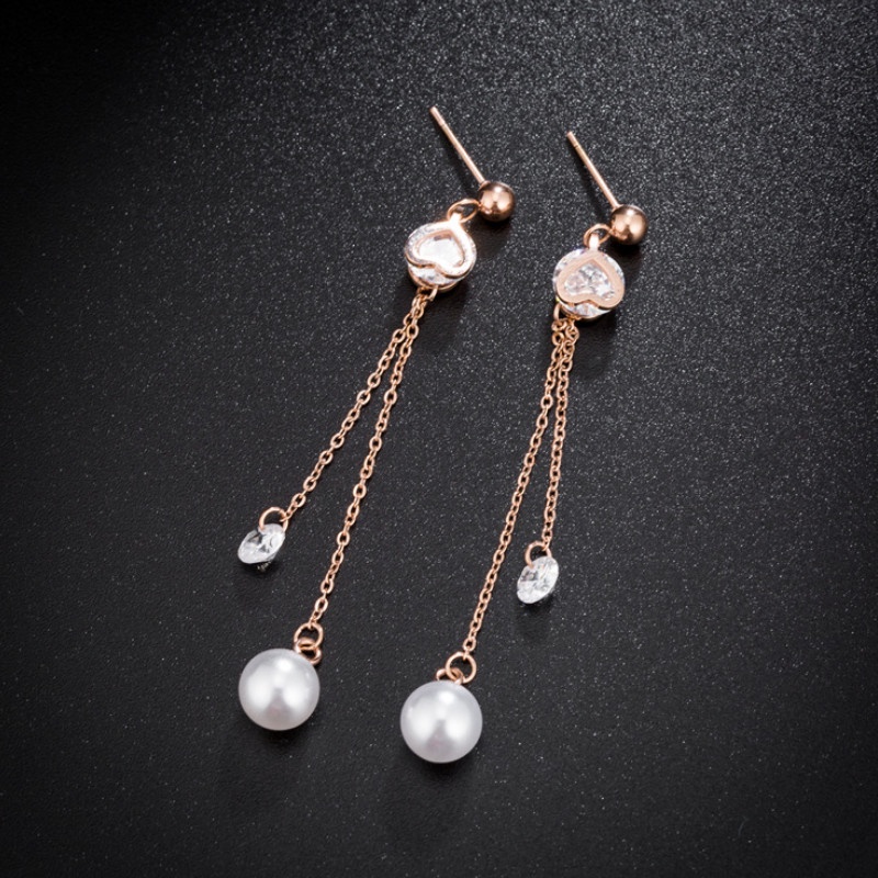 Bông Tai Tua Rua Dài Ngọc Trai Và Đá Nhân Tạo Titan Ko Han Rỉ TT 4343