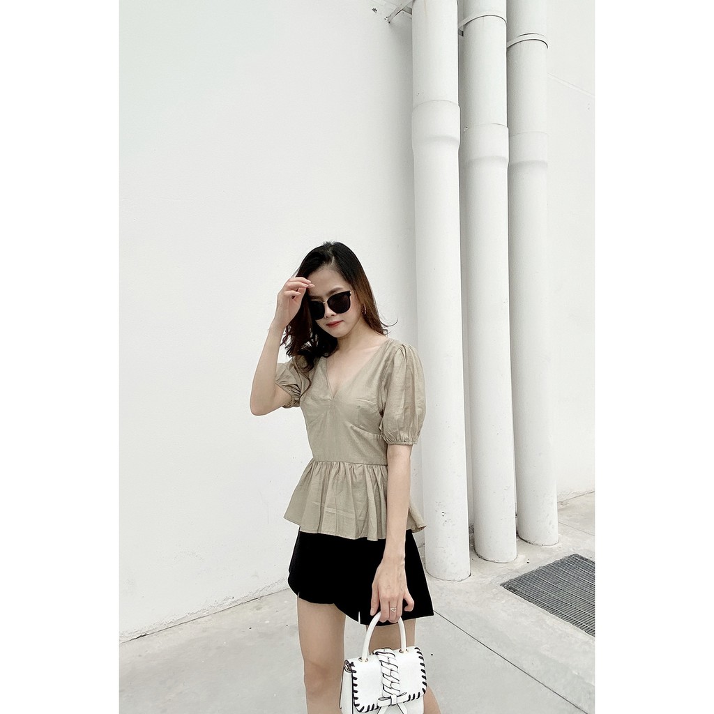 Quần shorts vải cúc 4 chi tiết 20AGAIN SVA0325