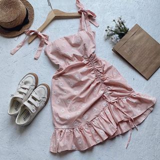 Daisy dress