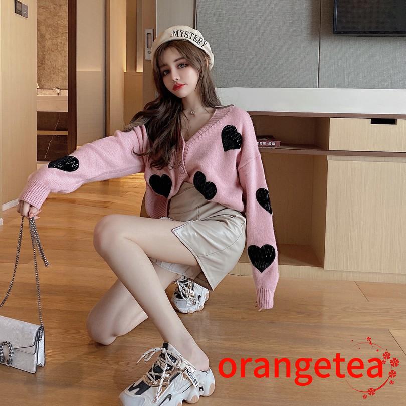 Áo khoác cardigan cổ chữ V tay dài phối nút hoạ tiết trái tim cho nữ