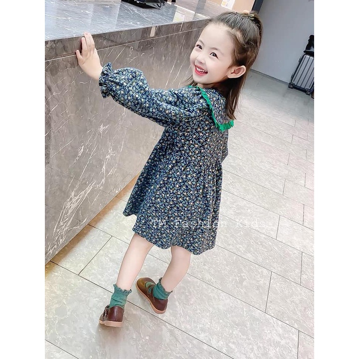 Váy hoa nhí cổ thủy thủ cho bé