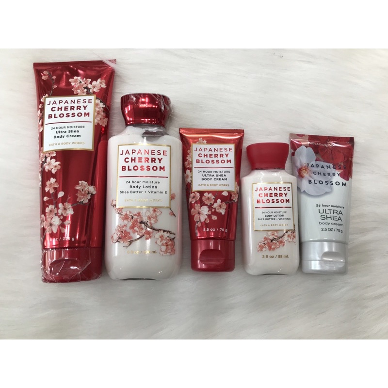 Sữa dưỡng thể mini Japanase Cherry Blossom - Bath & Body Works (88ml)mỹ