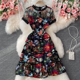 #1691 [Order] Đầm  cổ điển cao cấp thêu lưới phụ nữ tính khí mô hình rỗng váy thắt lưng xù