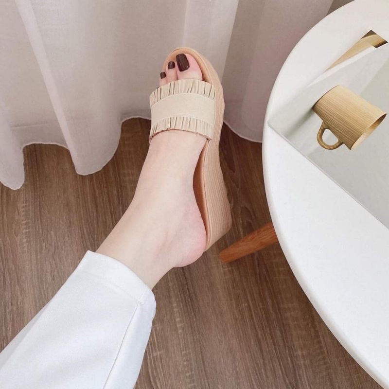 Dép đế xuồng 5p bản xếp ly cực êm