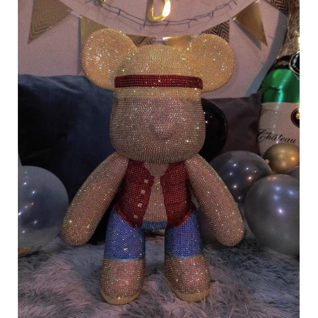 Gói đá trang trí gấu bearbrick nhiều màu sắc