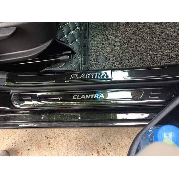 🔥 Freeship 🔥Bộ ốp bậc cửa trong ngoài titan xe Elantra cao cấp/ Phụ kiện làm đẹp, đồ chơi xe elantra