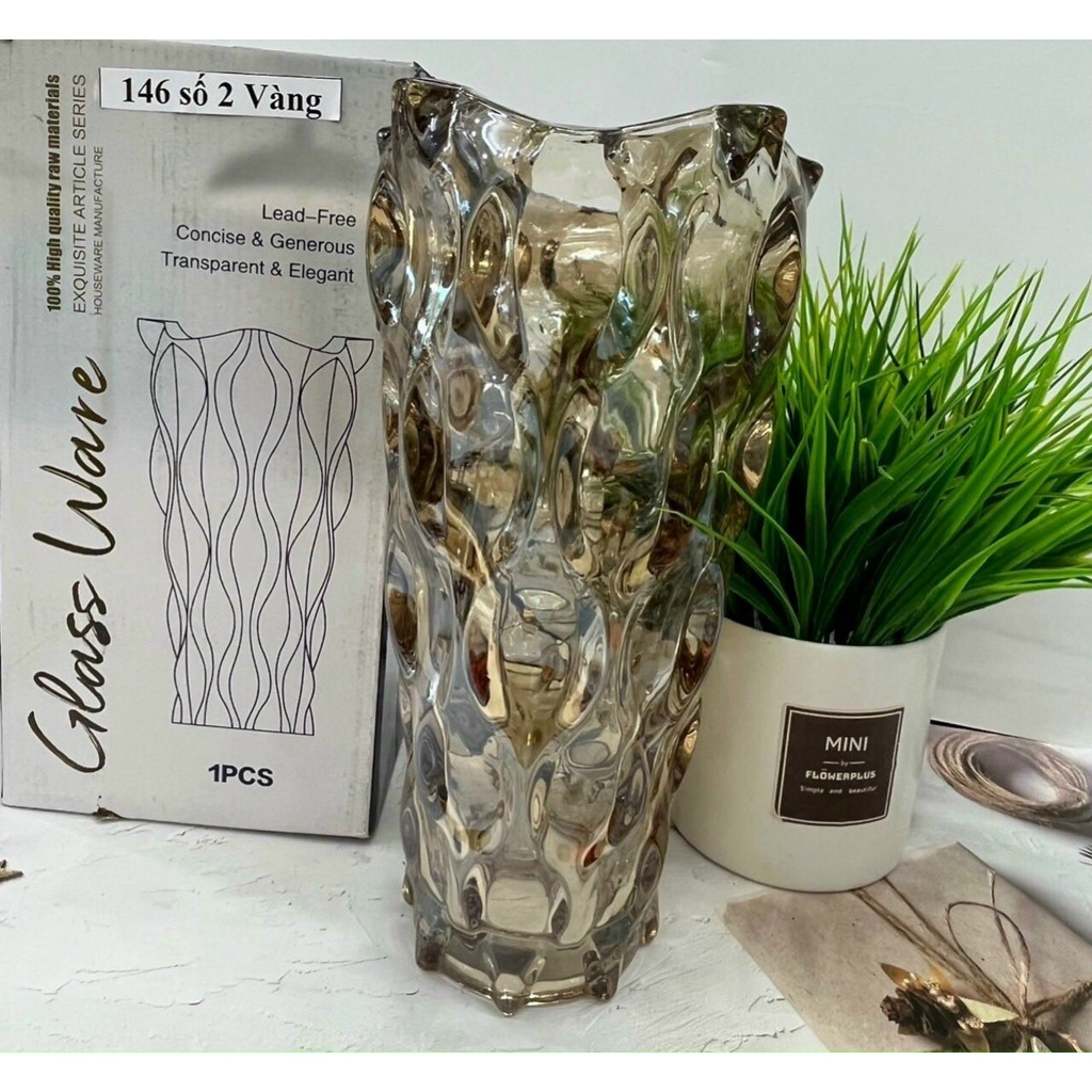 Lọ hoa miệng loe ánh xanh