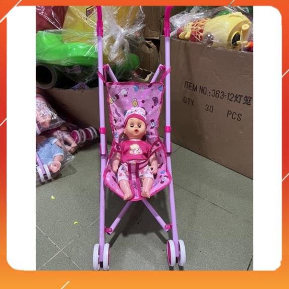 Búp bê xe đẩy cho bé