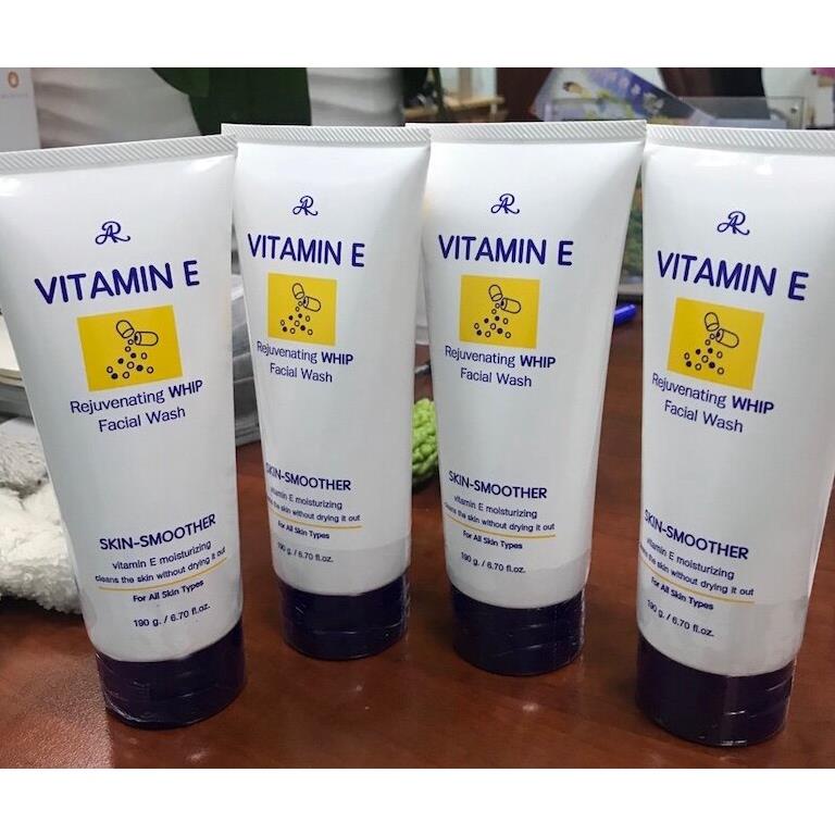Sữa rửa mặt vitamin E Thái Lan 190gr