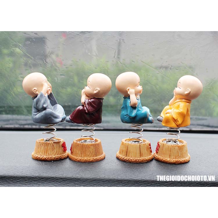 Chú tiểu tứ đại giai không đế lò xo gắn ô tô, đặt bàn làm việc, tiểu cảnh trang trí nhà cửa- Go Home