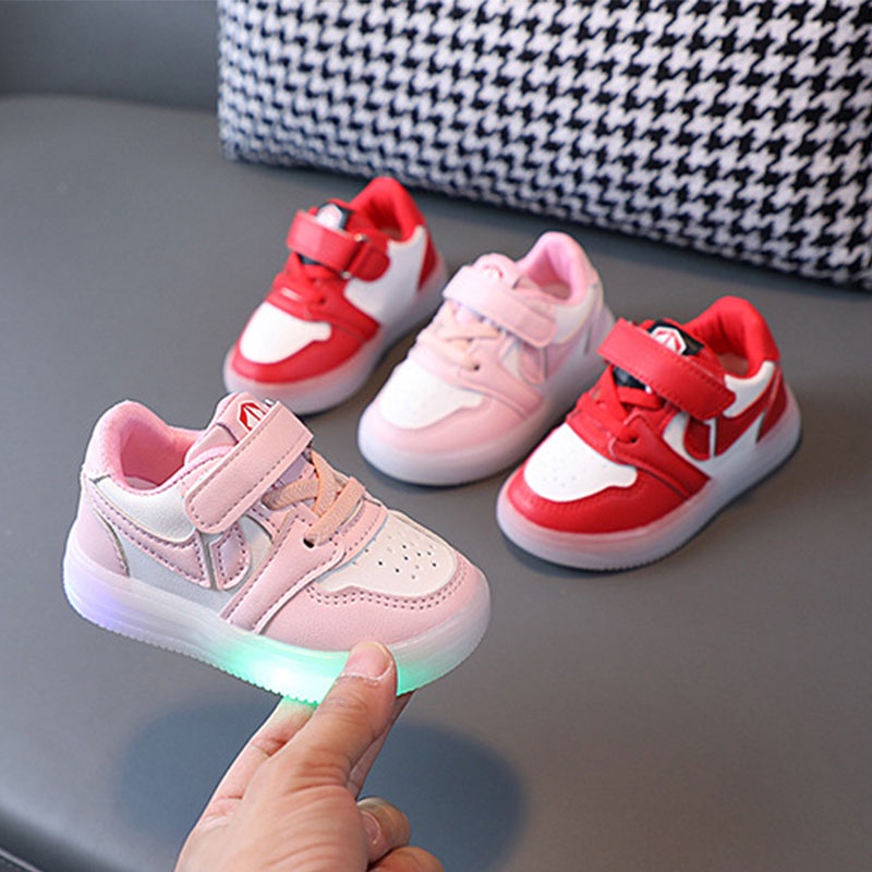 【Suge】Giày Da Đế Mềm Chống Trượt Có Đèn LED Phát Sáng Dành Cho Trẻ Em