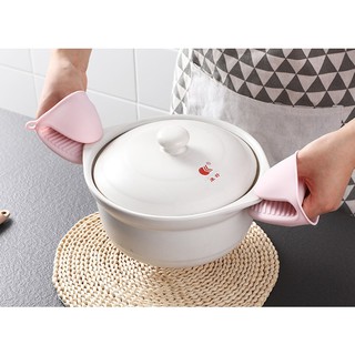 Miếng nhấc nồi silicon chịu nhiệt tiện lợi (1 cặp)