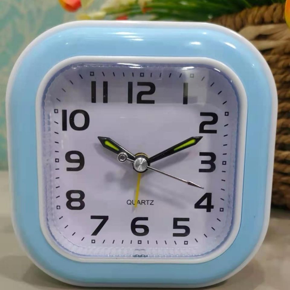 đồng hồ treo tườngTắt tiếng đồng hồ báo thức nhỏ hoạt hình sáng tạo trang trí máy tính để bàn trẻ em phòng ngủ đầu giườ