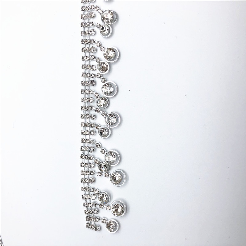 1992381     Phụ Kiện Trang Trí Túi Xách / Giày Cao Gót Đính Đá Phối Dây Xích Tua Rua Thời Trang Sang Trọng