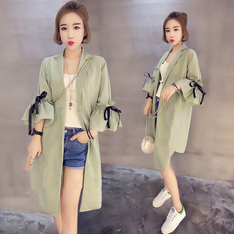 Áo khoác gió form dài có túi tay loa