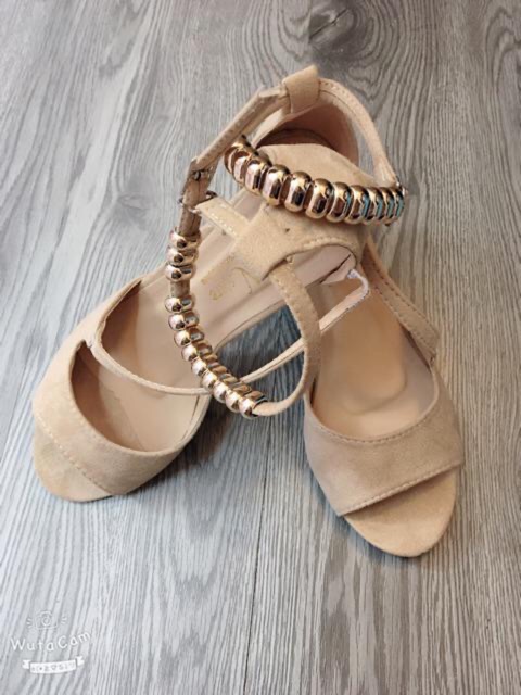 Giày cao gót vuông 7p hở mũi quai chéo vòng cổ hột vuông __LZ001 | BigBuy360 - bigbuy360.vn