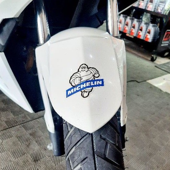 2 Tem dán MICHELIN